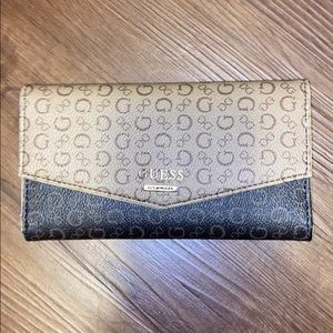 Guess wallet